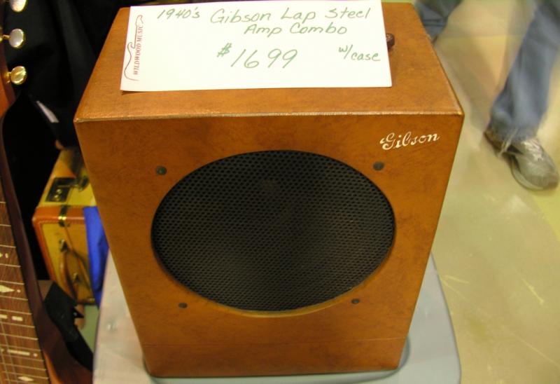 Vintage Gibson Suitcase amp 1940's